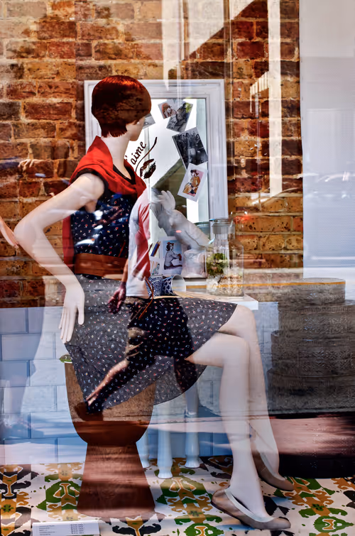 Item #1329906673436554735741479762689004721964883825291971096983776566650710523905 Media