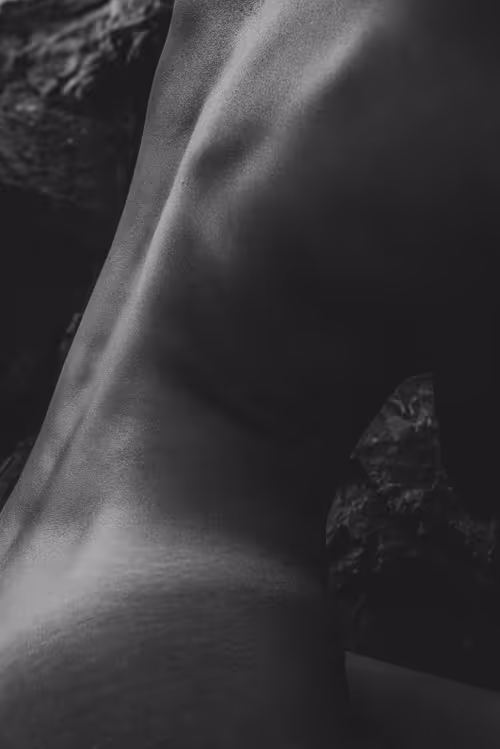 Item #17466310838440595509917632503727151322232245786637448100368350555930271678465 Media