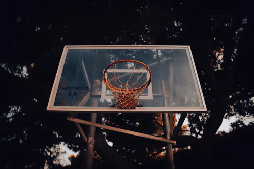 Item #102940333982406916741788290605586122935869153041698205063825610437512872853505 Media