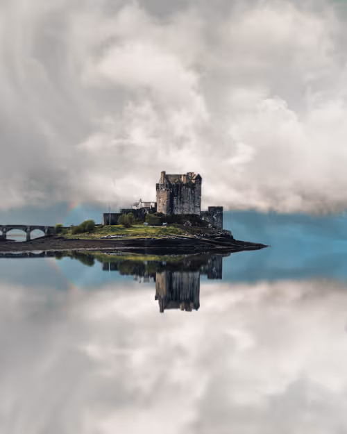 Item #81572442213939252959191260910435432833939058605196789415419147556801422032897 Media