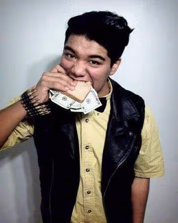 Item #19675161394594960236125053268818875320348500168473008454818939808743392542721 Media