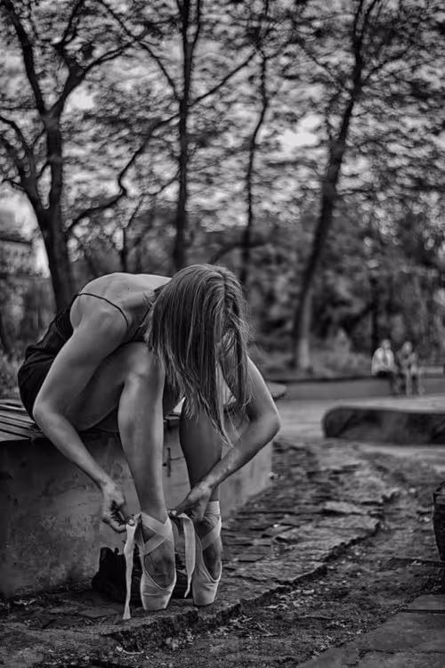 Item #50867123626424774834261631235437206087051938967624587772037365754553176162305 Media