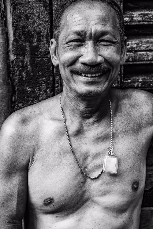 Item #32975273986494662930312712376819077050113417229570788515791893194737067229185 Media