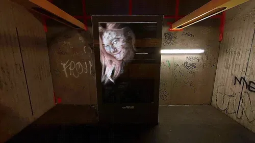 Item #37434046553572917690432737190921916668164744960698129801176873405654270738433 Media