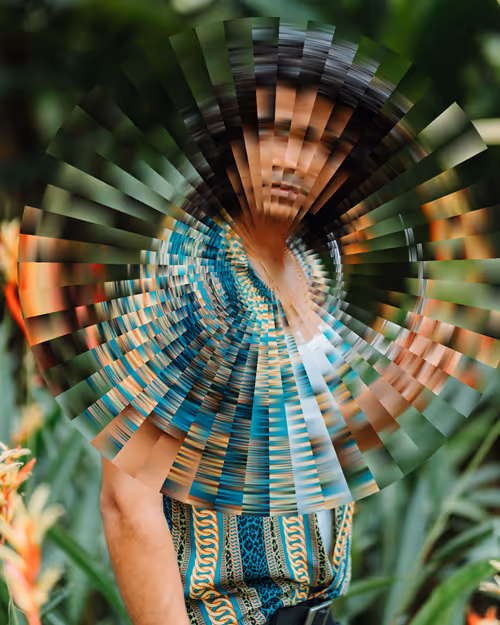 Item #11232833078770579012168222570478265320687136888655237419129123115596735578113 Media