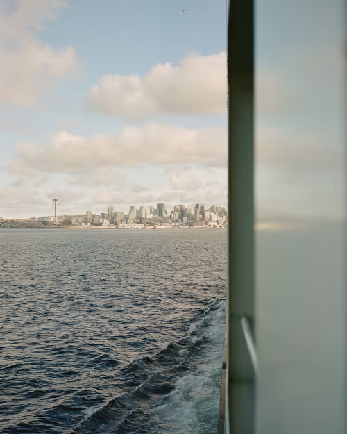 Item #95633765474931350240165697288740384276668175365753332134829565182795071881217 Media