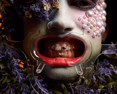 Item #65921046603589680803380050582939464182208799172879777310519078064452846747663 Media