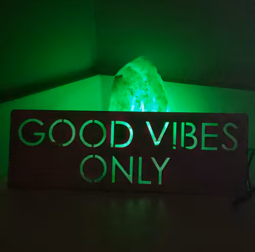 Item #48272513174420268003804881594341564867131107617904385494410845210589978951681 Media