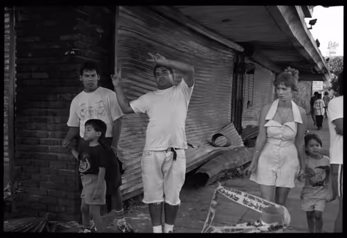 Item #92944060732368966215295016387630966585309105255455706870205160040352477872129 Media