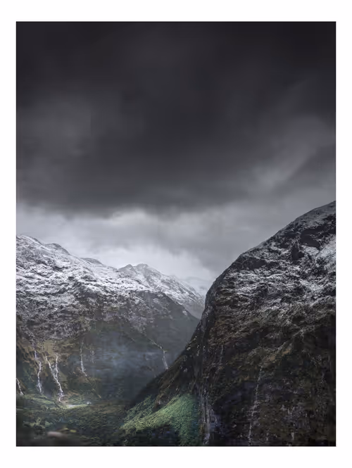 Item #113391420929209941219598099572508675076097289829558384042967582035060417626113 Media