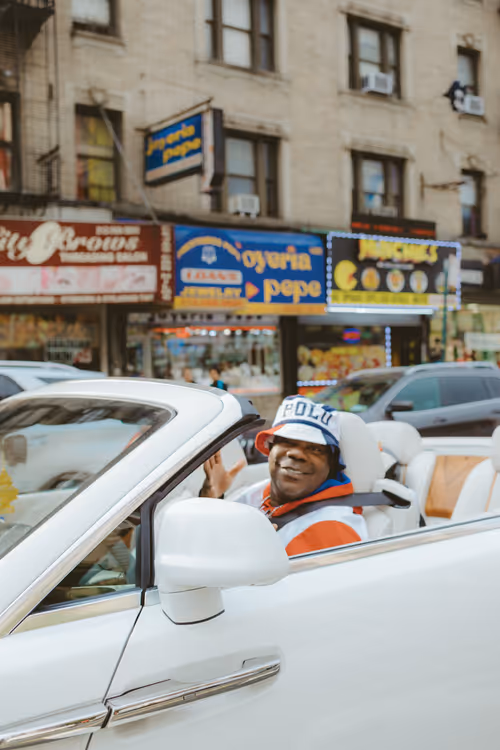 Item #33042120889451854685272695172442478807155240332106701713195592465009585684481 Media