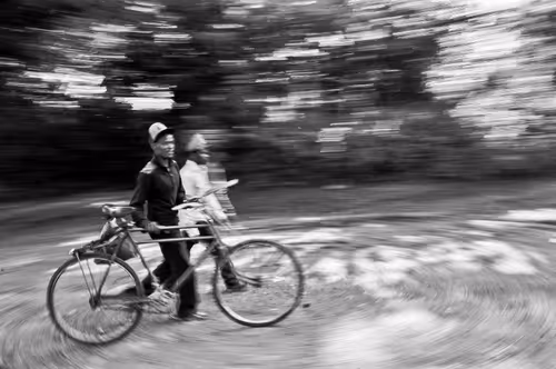 Item #18272151762842067789923214002115525894042773418269126618897880978827811749889 Media