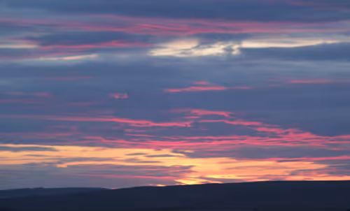 Item #49633034282414370957542520071965888619840917095152681311808904518237499162625 Media