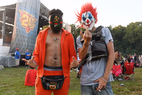 Item #44342675961109375462989417905387760220249458384552523538214946722787792781313 Media