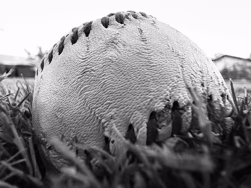 Item #20690686598406327978537158336164426387947003883481915028812449972889988366337 Media