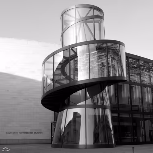 Item #34074302066752213715126654038462946332588047310136711959584651200434291081226 Media