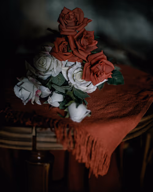 Item #106259306028846320888035307103513942814456112166163677529128261787479200235521 Media