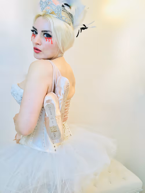 Item #105247264702320775191971633229086899062104669020524204097499284805265116889089 Media