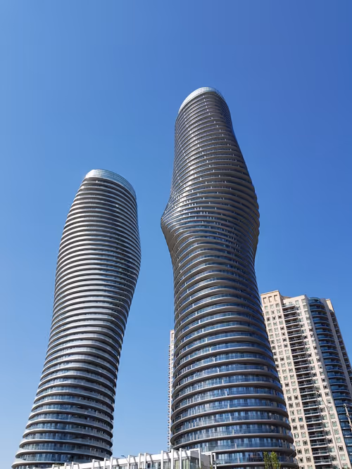 Item #20398726912547406339970687891835182810511091541282257052992388694371492429825 Media