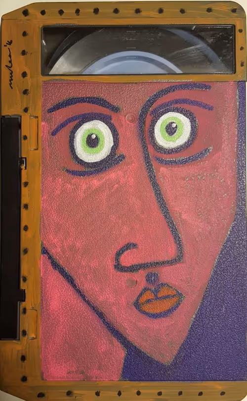 Item #99246253785033290502052006079030293970660446140757034996226596813948028190721 Media