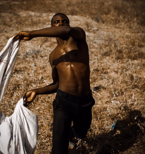 Item #51082641443820473803318409807995596753001585459316189646274989699407496085505 Media