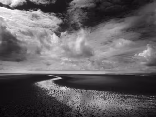 Item #40160686583094733528677484039903516258611509642019211679321071747541258731521 Media