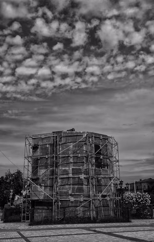 Item #21862073282915820906401910644679694180307050525260742326654537939273719480321 Media