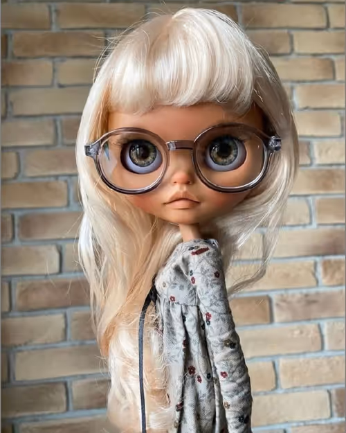 Item #35753814233923384544037434174336805525717484298024650660871592272453150179329 Media