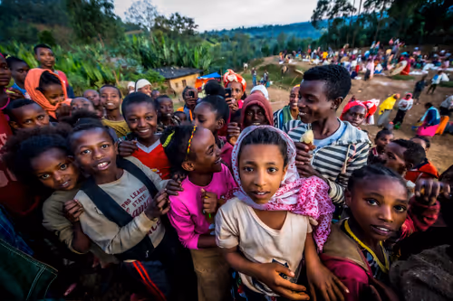 Item #50027882237522295676960542276708360859068113986169674979910834020754422497281 Media