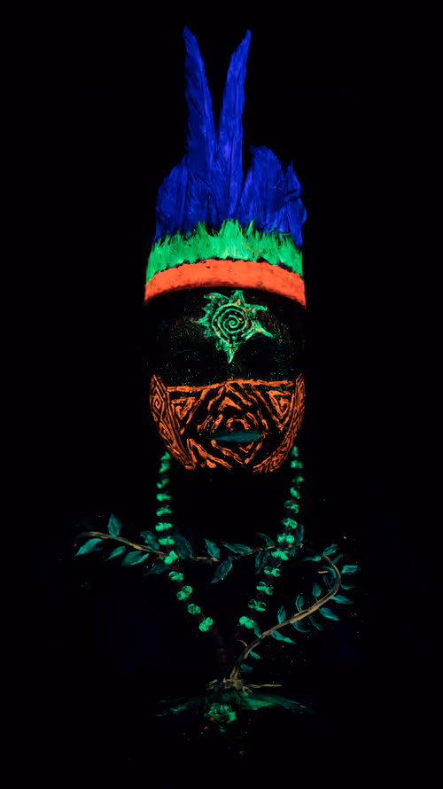 Item #68668679460733179751995579046996266075263869281073028949934511734336694255619 Media