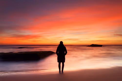 Item #33913556043655992485094381743340351336212161347103993477257409406073225347073 Media