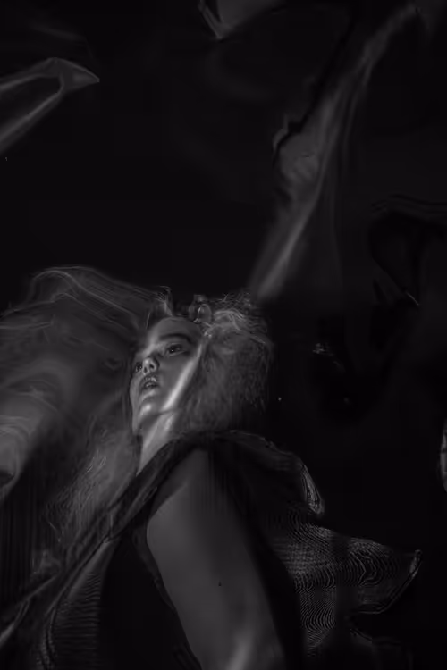 Item #59787337415897628822352940432925667088475168398776708986063847706346720854017 Media