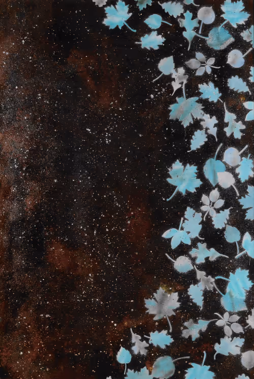 Item #23362206080031759863674021537611628681475652794224112579979904943134213144577 Media