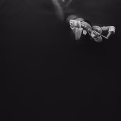 Black waters of clear thoughts
