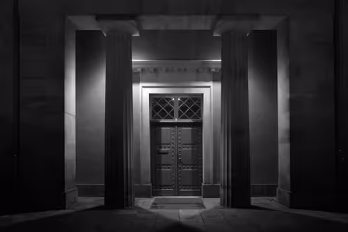 Item #40160686583094733528677484039903516258611509642019211679321071312134654132225 Media