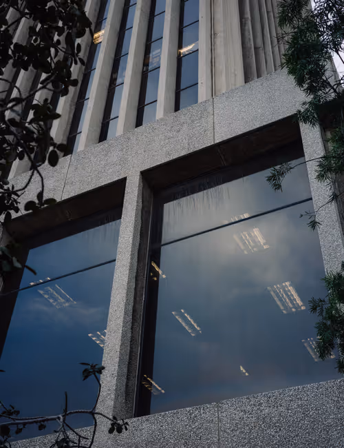 Item #103227321194074826098272558855308501411979218924869552788357196235958877421569 Media