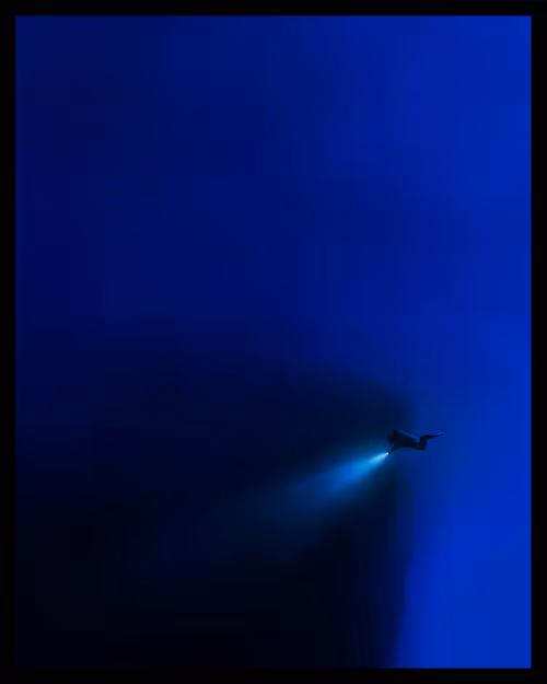 Item #109990569529100249910104175060987532296374552151615527288588051340757198438401 Media