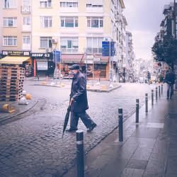 25828147237821198195018353565513715926828886605696715423323237848710161367041