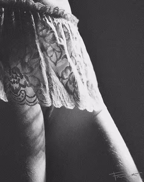 Item #100748379412919059267110879785057129888508222288536348751201759413958990626817 Media