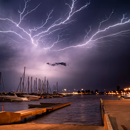 76996889524092543918721440823161000555244368497352145081174443867395302883329