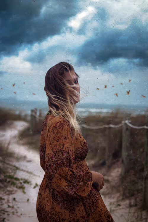 Item #76170670740941259636258078495934806334526632145986719966615423955774306516993 Media