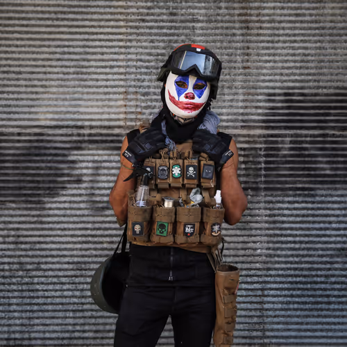 Item #495481811379815144822817045191940406025038668845752407780709865233932353537 Media