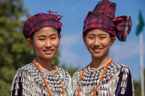 Item #24110165408155573398908987562152031273205884089304227586706331249091800989697 Media