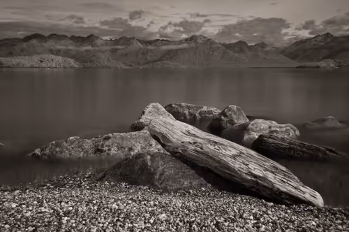 Item #108547290172068983727785202246252609350304201814617164826611776936972455510017 Media