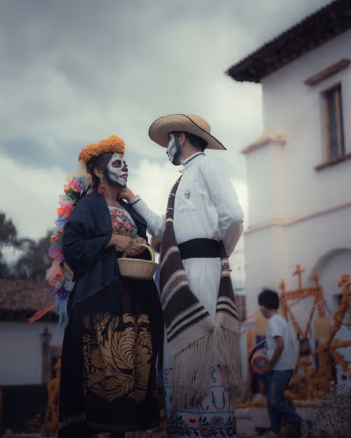 Item #9786954614263872239675759573752117098889626184516004593243317246776970313729 Media