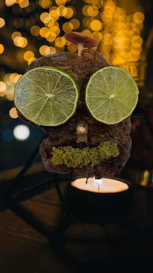 Item #100909502448086356706660368779487088653809768188601857193380375124312210800641 Media