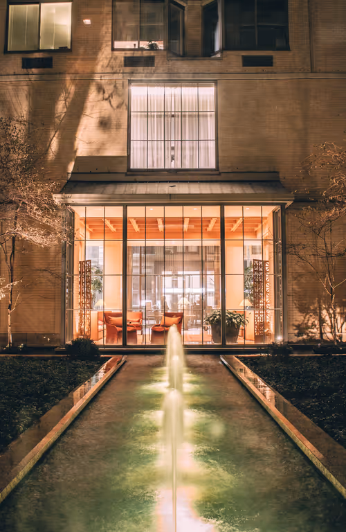 Item #56329118446970113324546560158734820078031742910642875364241543146616280580097 Media