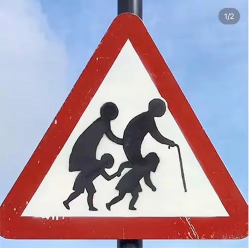 Item #55216672598840708961384749684848616551278129301068730357297170811886023737566 Media