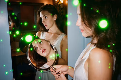 Item #107431263592480299811499235302818049319062692943160370239942642552833340080129 Media