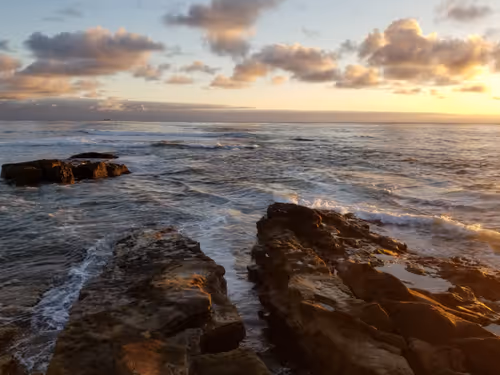 Item #36797478990227503802515544271343238965940869473164843468653790244823904550913 Media